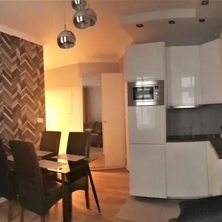 Apartment B&f Business & Family Poznan