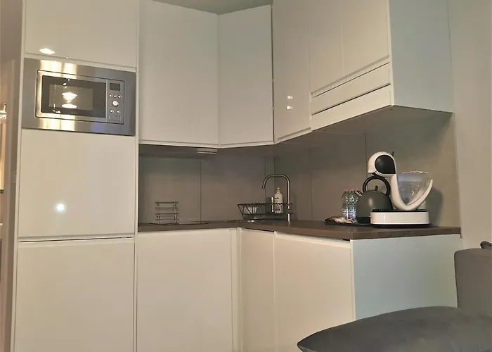 Apartment B&f Business & Family *